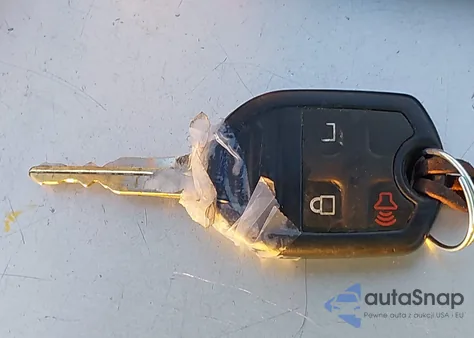 2011 Ford F-150 Xl z USA, uszkodzony, nr VIN 1FTFX1CF5BFB25037